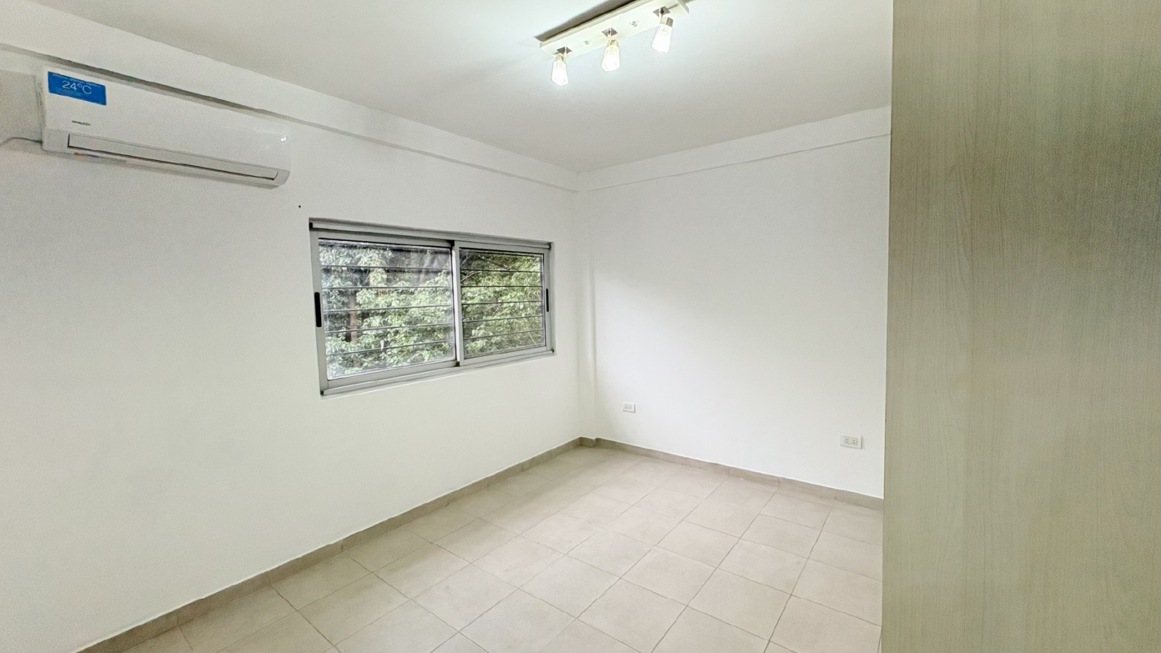 Duplex 4 ambientes en San Miguel - Belgrano 1975