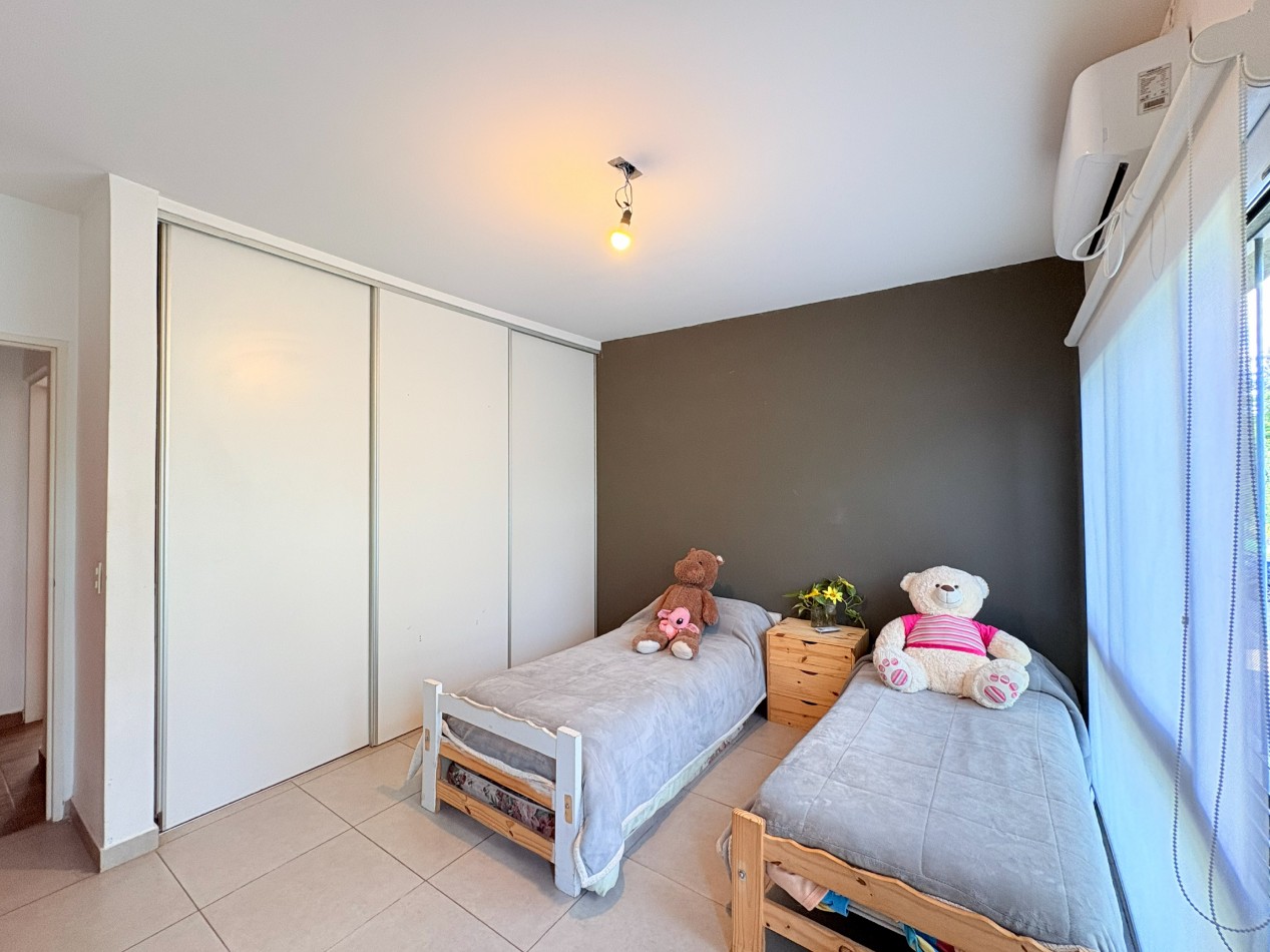 Hermoso Duplex 3 Ambientes con Patio y 2 Cocheras