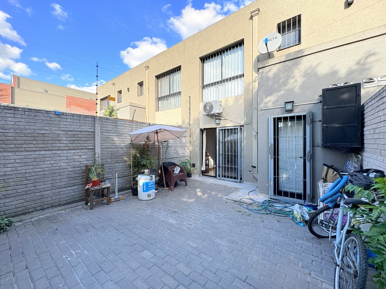 Hermoso Duplex 3 Ambientes con Patio y 2 Cocheras