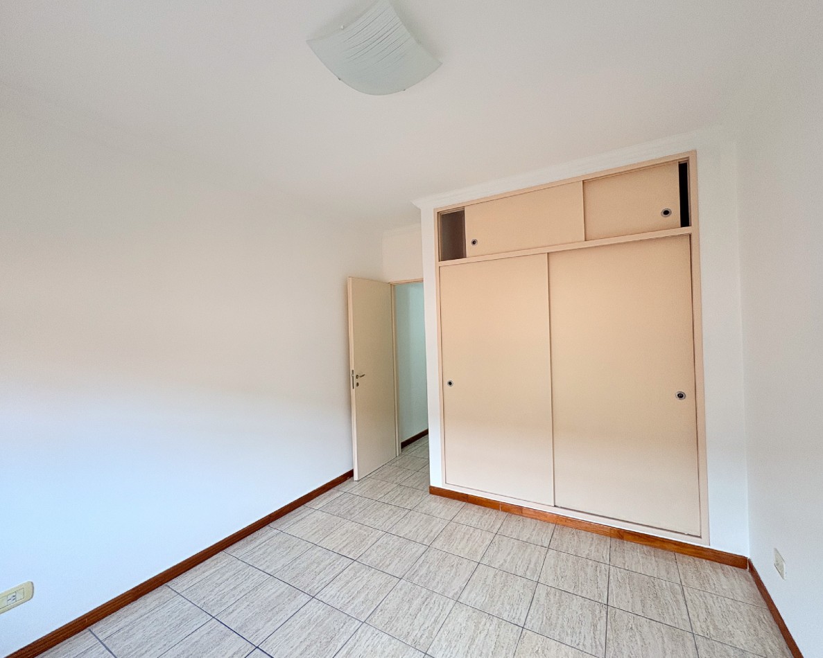 Hermoso Triplex con Cochera en complejo San Miguel Village