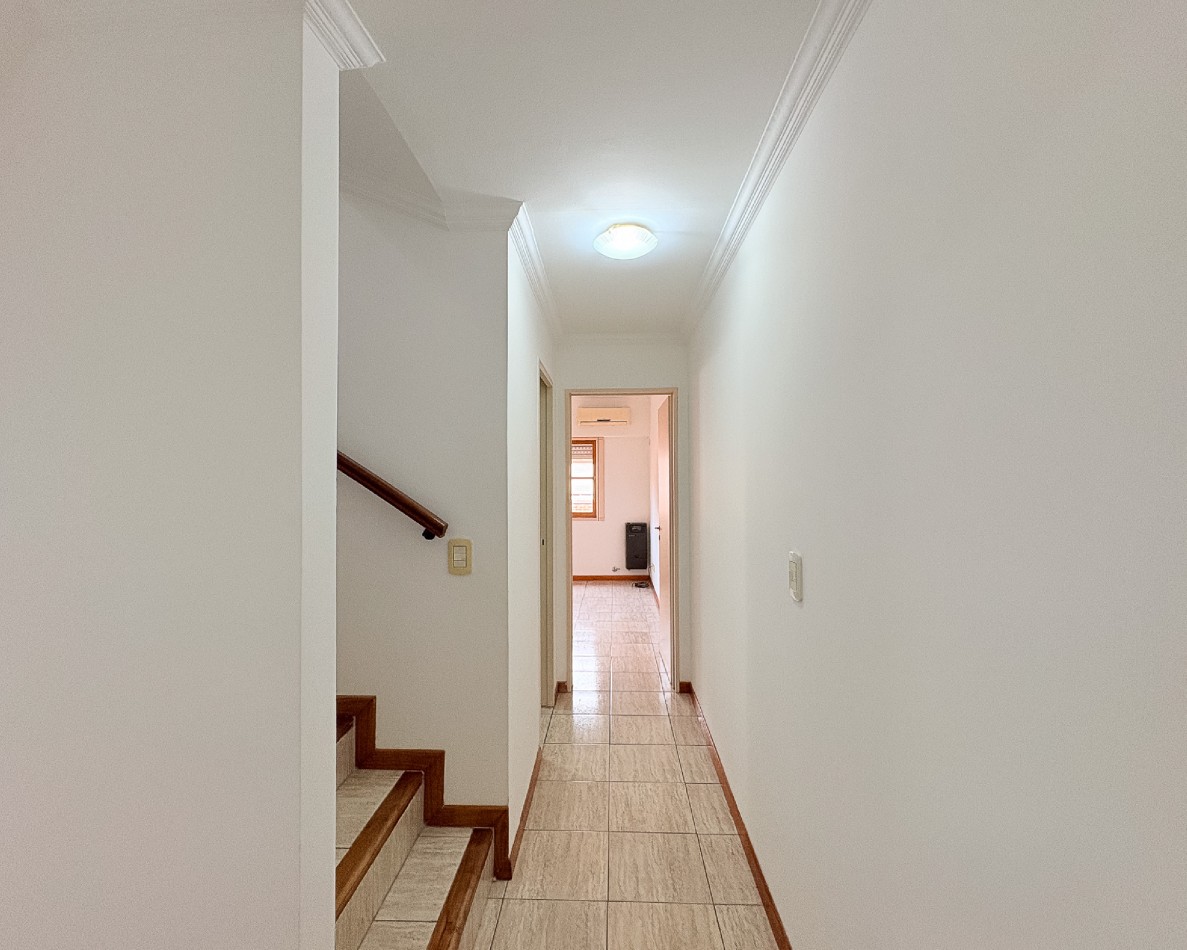 Hermoso Triplex con Cochera en complejo San Miguel Village