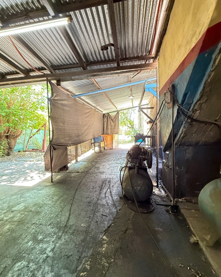 Galpon en San Miguel - Sobre Av Principal - Salida a Dos Calles