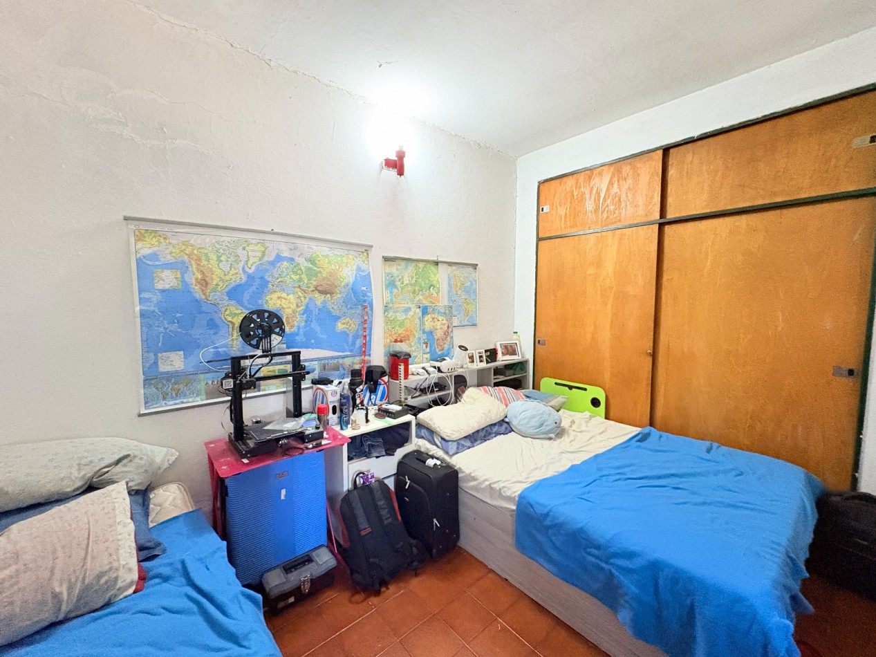 Casa 2 Ambientes con Patio y Cochera