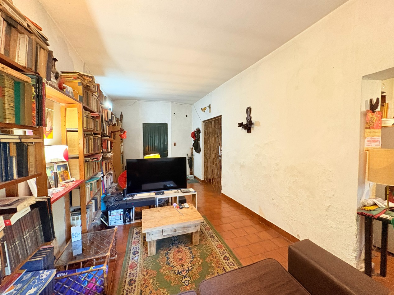 Casa 2 Ambientes con Patio y Cochera