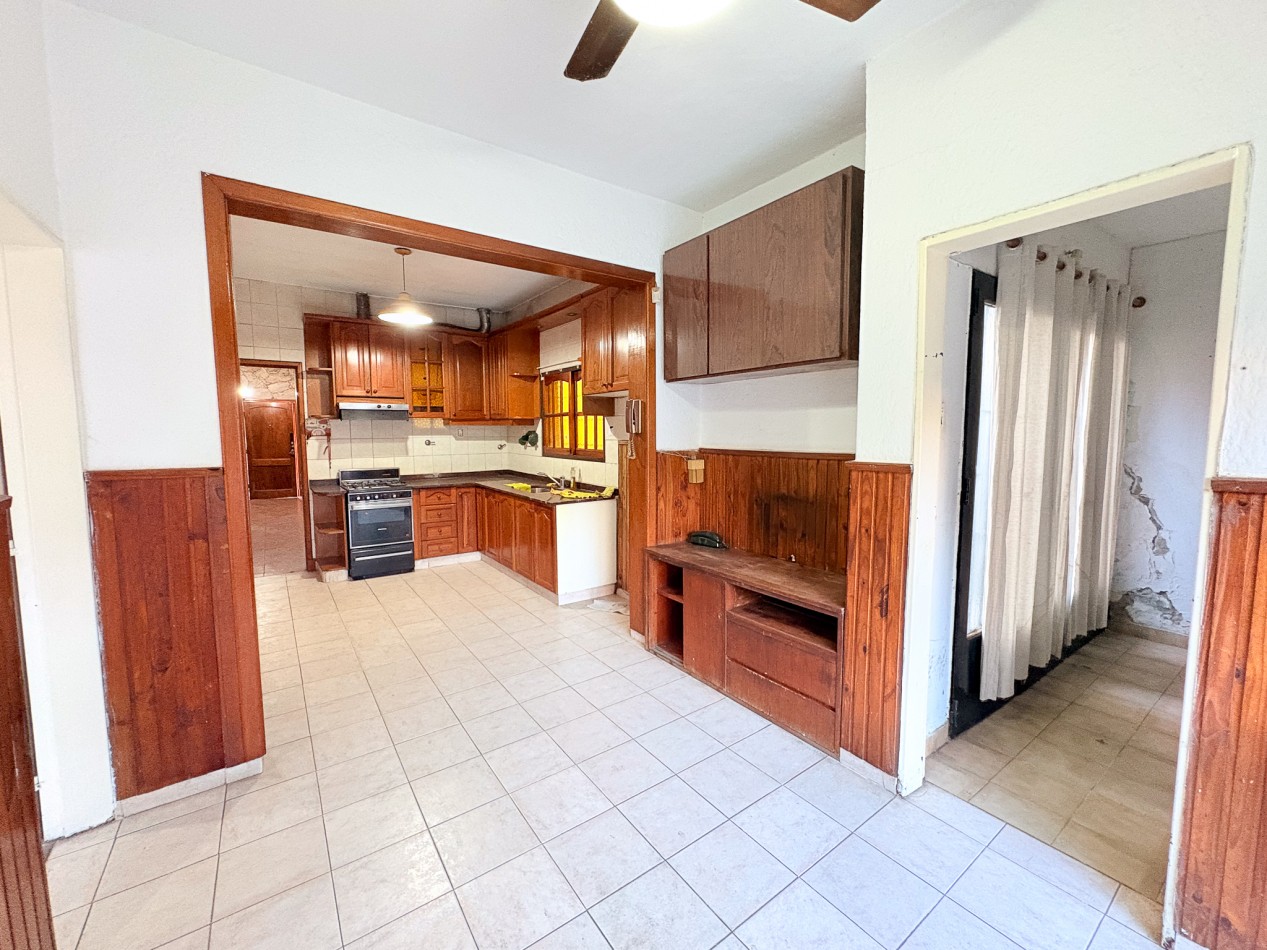 Casa con quincho y pileta en Venta en San Miguel