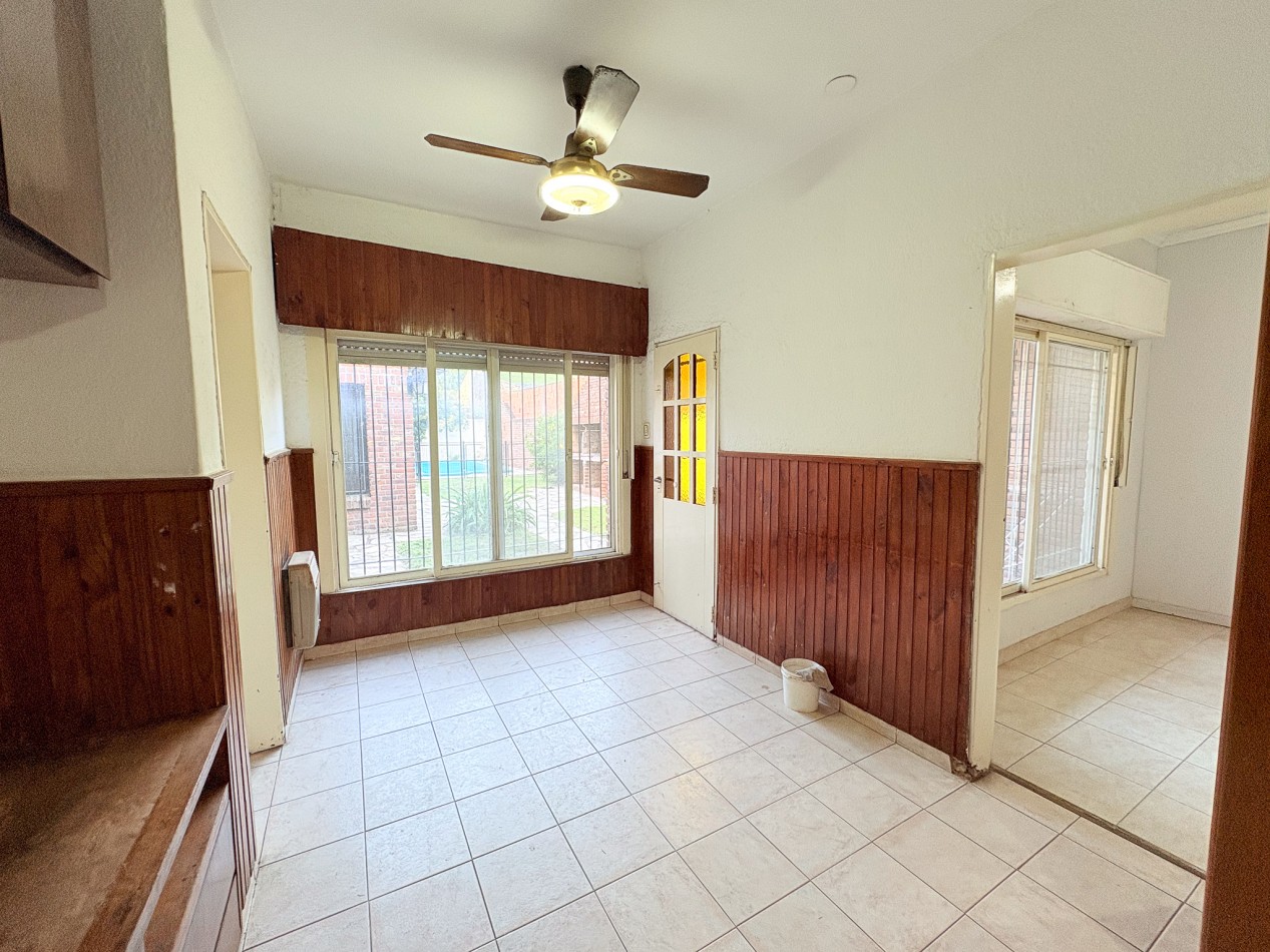 Casa con quincho y pileta en Venta en San Miguel