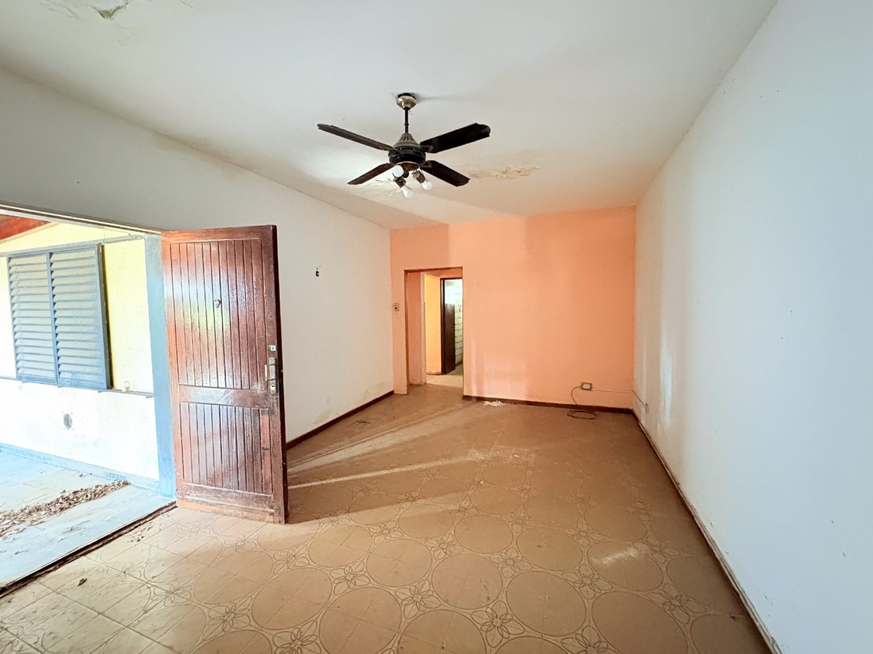 Casa 5 Ambientes en Venta - Jose C. Paz