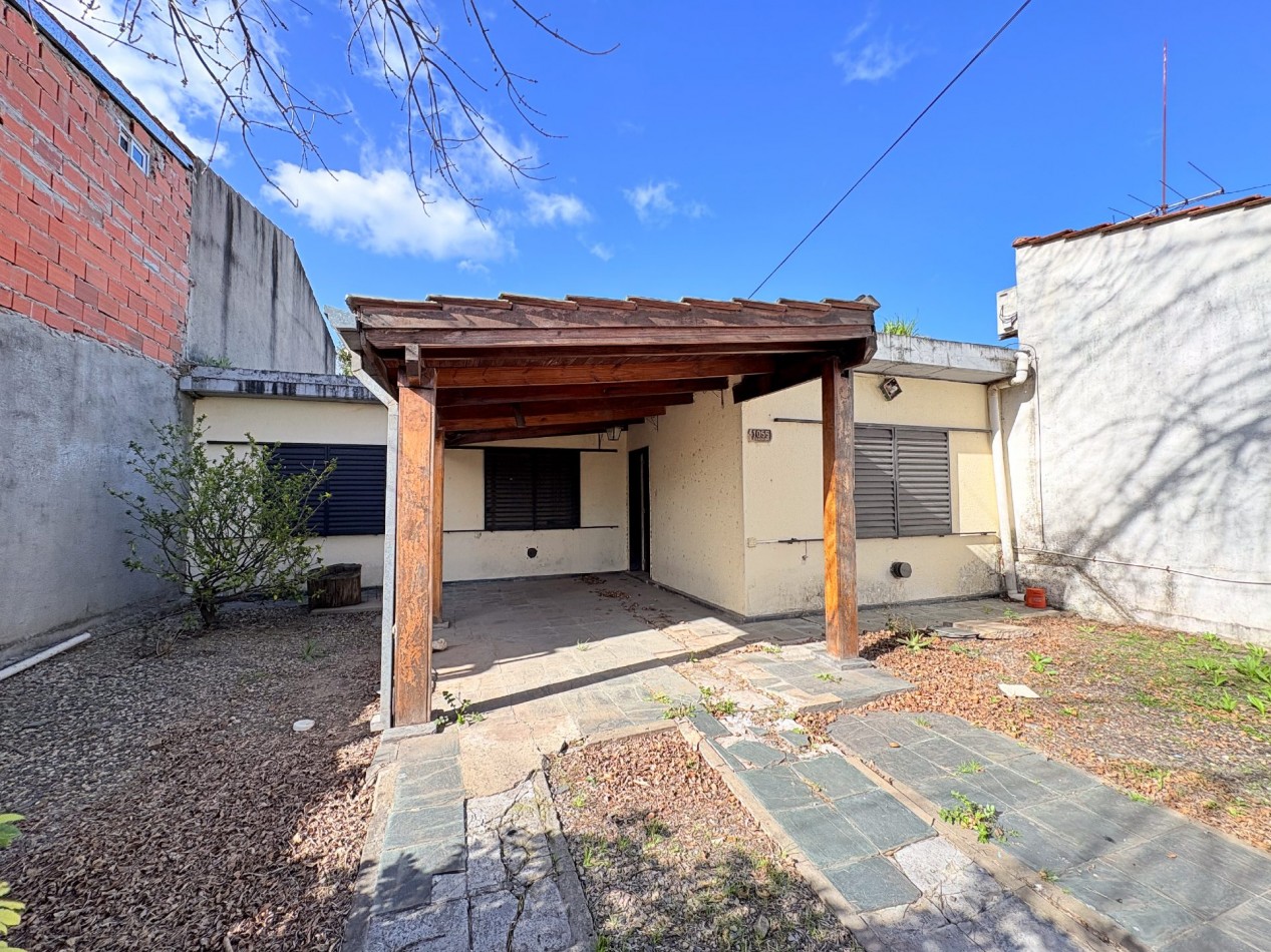 Casa 5 Ambientes en Venta - Jose C. Paz