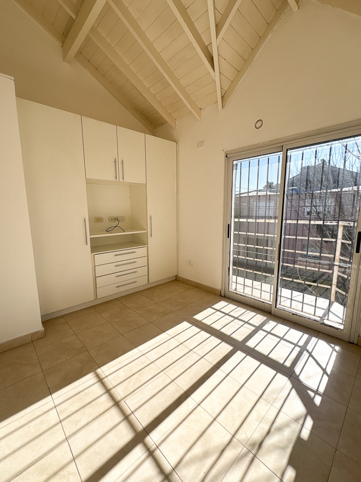 Duplex 3 Ambientes en Venta - San Miguel