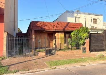 Casa con quincho y pileta en Venta en San Miguel